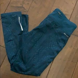 Nike Dry Fit 3/4 length Blue Workout pants -Small